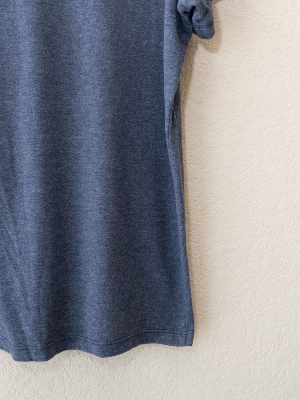 The North Face Women's Navy Logo Crew T-Shirt - Picture 12 of 13